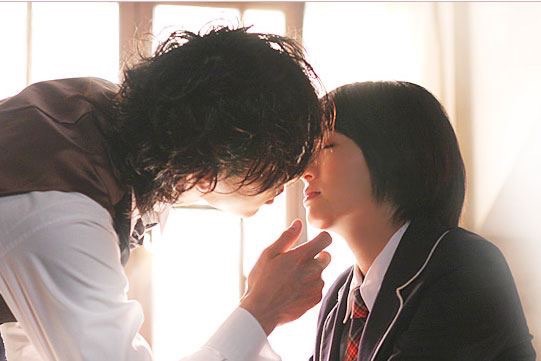 ドラマのキスシーンを貼ってキュンキュンするトピ