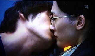 ドラマのキスシーンを貼ってキュンキュンするトピ