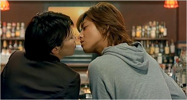 ドラマのキスシーンを貼ってキュンキュンするトピ