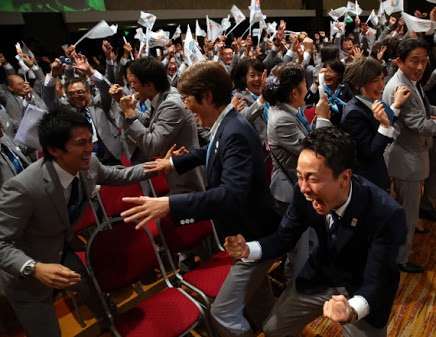 新国立競技場は「#森喜朗古墳」、あまりにも的確な表現が大ウケしツイッターで大絶賛拡散中