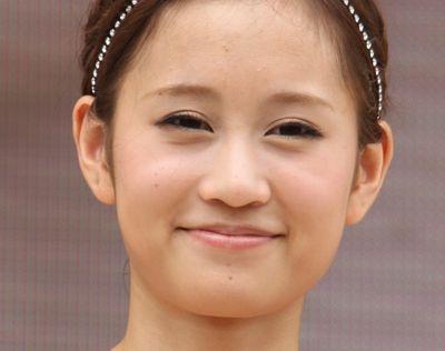 前田敦子「10周年記念コンサート」チケットが売れずに困惑「このままでは空席祭り…」