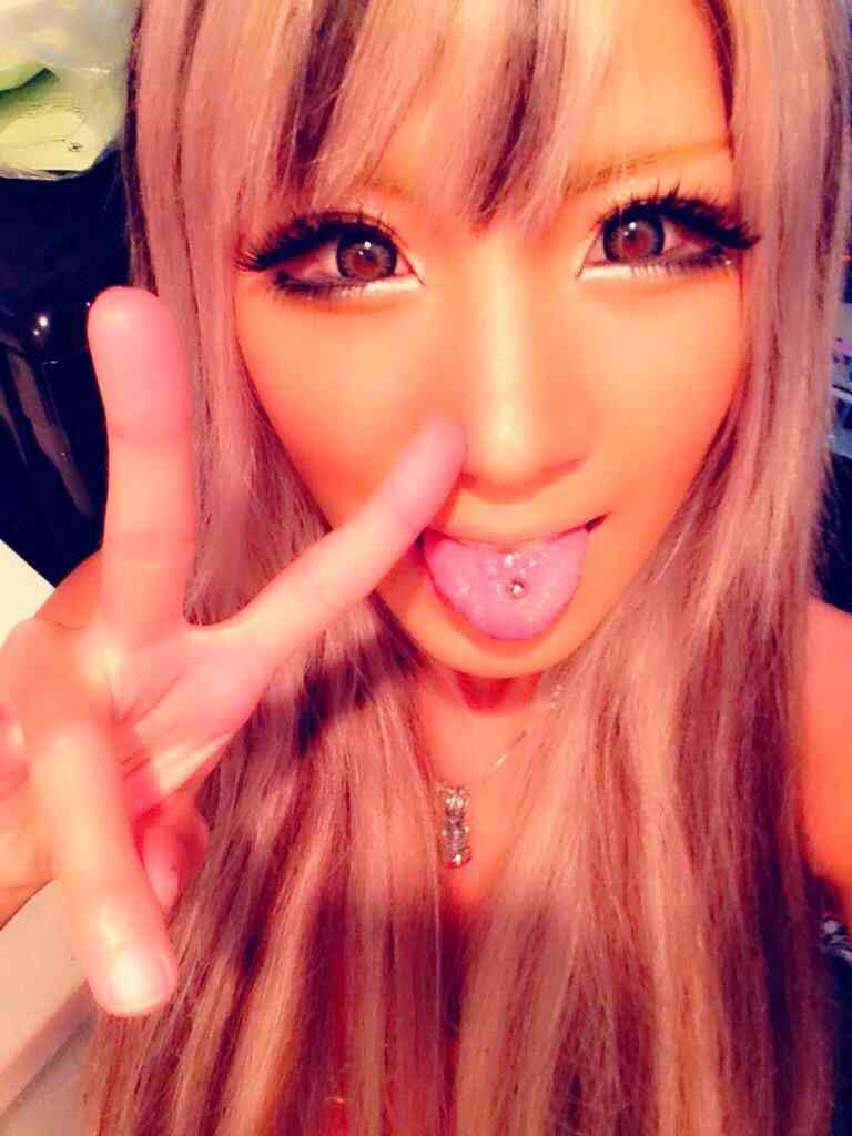 この顔は好き？嫌い？プラス・マイナスで選択