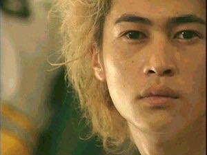 この顔は好き？嫌い？プラス・マイナスで選択