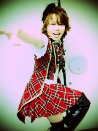コスプレが似合う芸能人は、誰ですか？