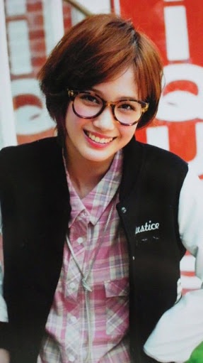 化粧が似合ってない下手な芸能人、似合ってる上手い芸能人