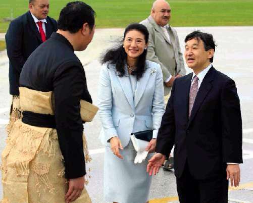 皇太子ご夫妻 トンガ国王の戴冠式に