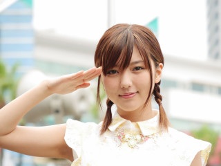 トリンドル玲奈、篠田麻里子、真野恵里菜、艶やか浴衣姿で納涼夏祭り！