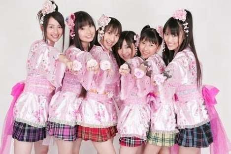 AKB48小嶋陽菜センター「ハロウィン・ナイト」美脚あらわな浴衣姿で全7曲披露