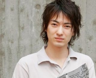 「デスノート」第2話でキラの正体がLにバレ、