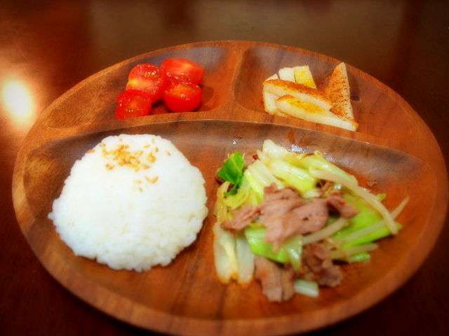 今夜の晩御飯のメニューを教えて下さい(*^^*)