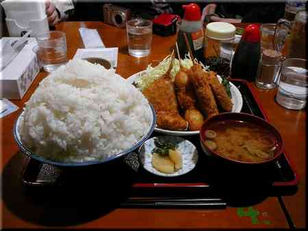 高カロリーな食べ物集まれ＼(^o^)／