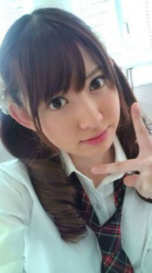 AKB48小嶋陽菜のツインテールが“可愛すぎる”と話題「27歳に見えない」「天使じゃん」