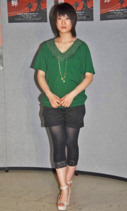 北乃きい、篠原涼子と初共演「まさに集大成」 SPドラマ『アンフェア』W主人公そろい踏み