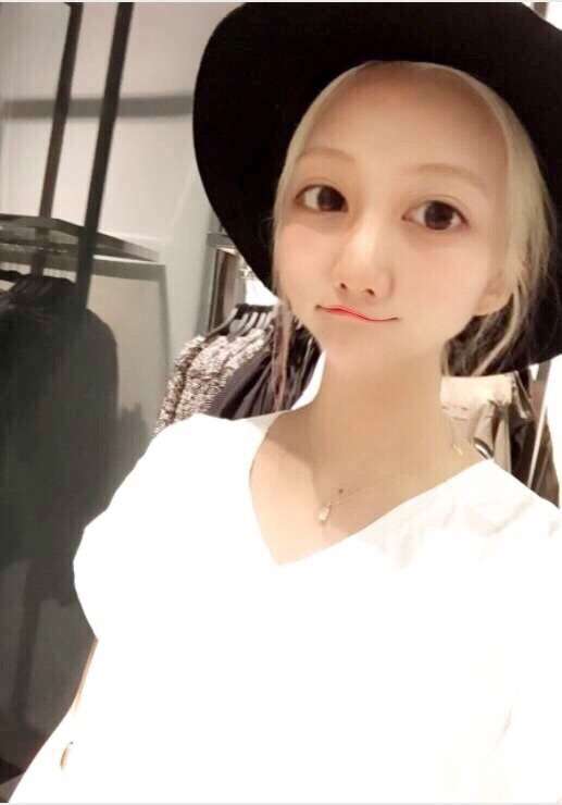 ざわちん、自ら