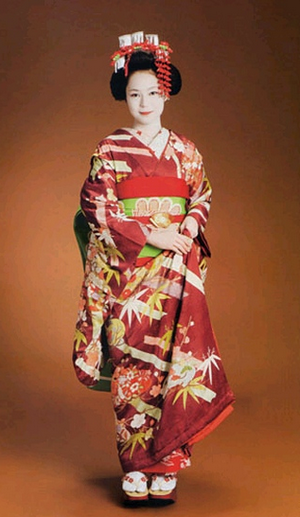 舞妓さん体験したいですか？
