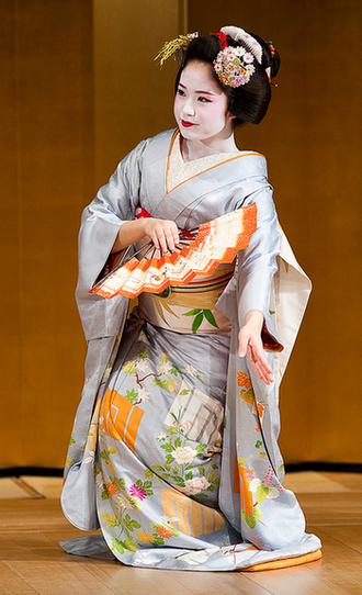 舞妓さん体験したいですか？