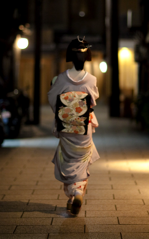 舞妓さん体験したいですか？