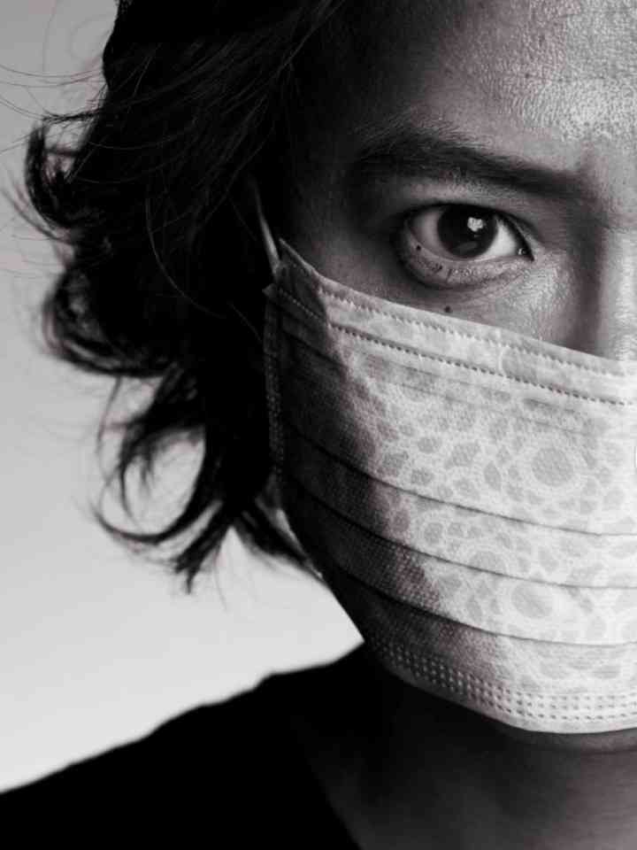 ざわちん、ブリーチ4回の明るすぎる髪色!「眩しくて見れない」の声