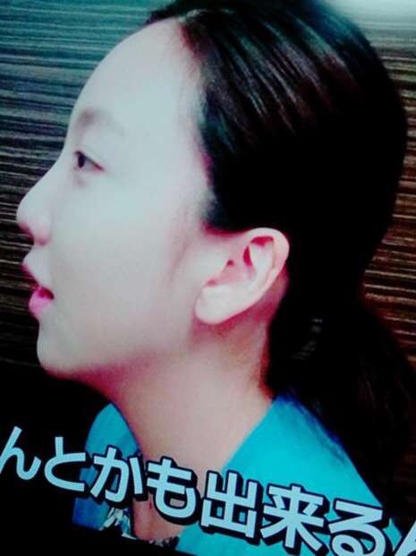 ざわちん、ブリーチ4回の明るすぎる髪色!「眩しくて見れない」の声