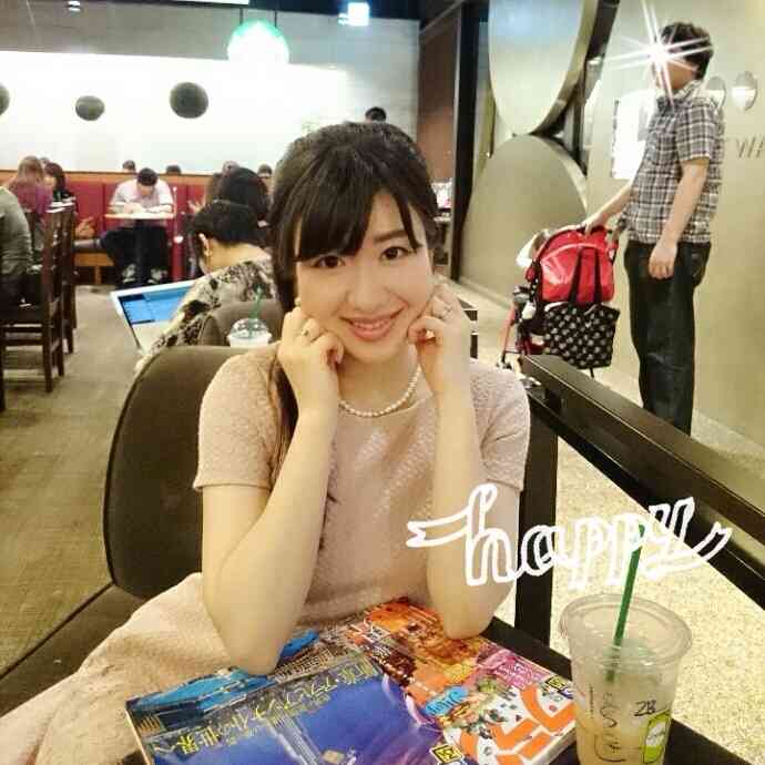 パールのネックレスとイヤリング