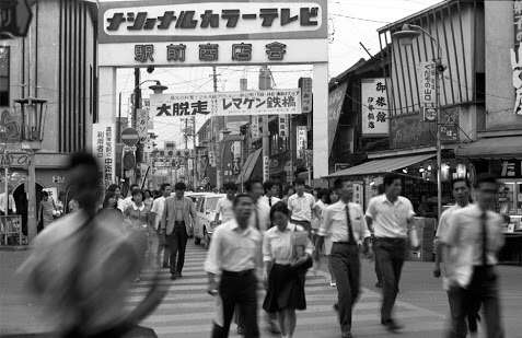 昔の育児と今の育児