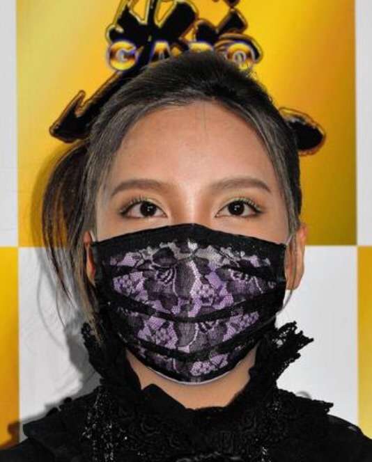 ざわちん、秋元才加メイクに挑戦。痩せて「シックスパック狙います！」
