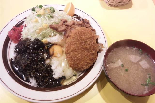 バイト先の賄いを自慢し合うスレ