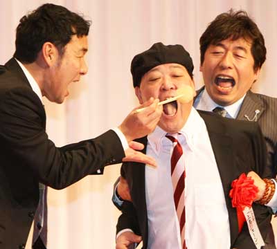 ダチョウ倶楽部・上島竜兵の「キス芸」が“幸運を呼ぶ”とオファーが殺到中！