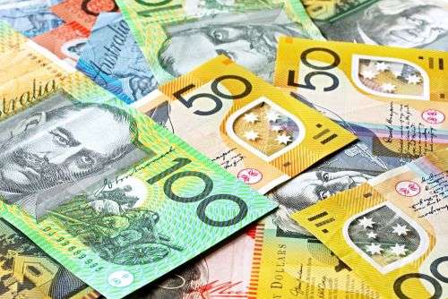 キッチン床下に190万円分のお札を隠した女性。たった4年でボロボロに(中国)