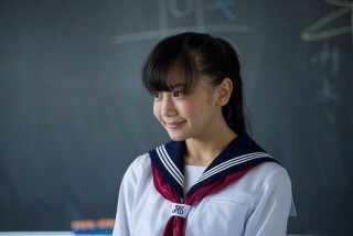夏の制服姿の芸能人画像を貼っていこう!!