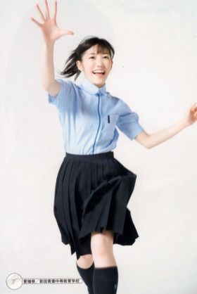 夏の制服姿の芸能人画像を貼っていこう!!