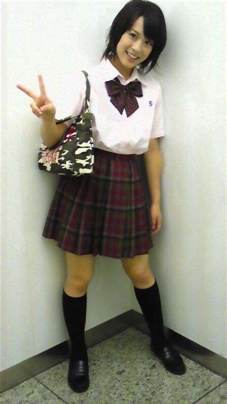 夏の制服姿の芸能人画像を貼っていこう!!