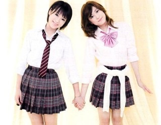 夏の制服姿の芸能人画像を貼っていこう!!