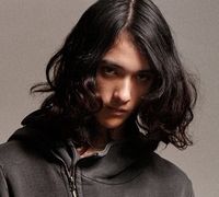 似ている芸能人が男性の人いますか?