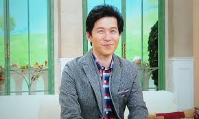 コテハンを有名人にして、ブレないコメントをするトピ