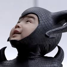 コテハンを有名人にして、ブレないコメントをするトピ