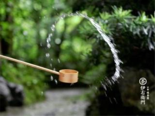 静かな気持ちで話すトピ