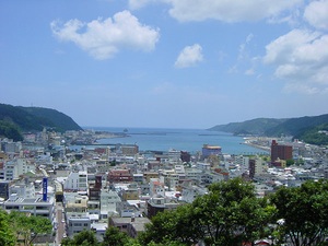 九州の事を九州各地の方言で話すトピ。
