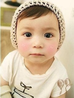 子供の微笑ましい画像