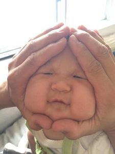 子供の微笑ましい画像