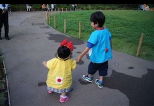 子供の微笑ましい画像