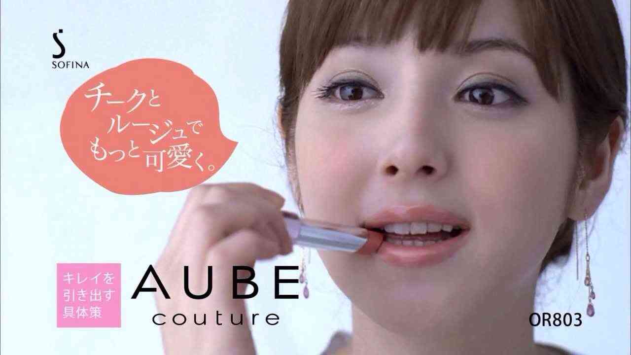 能年玲奈、ラジオ番組卒業を発表「自由になれる所でした」