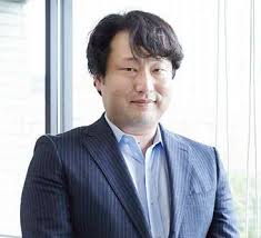 佐野研二郎氏擁護のデザイナーたちがネットで人気の「扇」デザイン案をボロクソに「汚い」「どこがいいの」