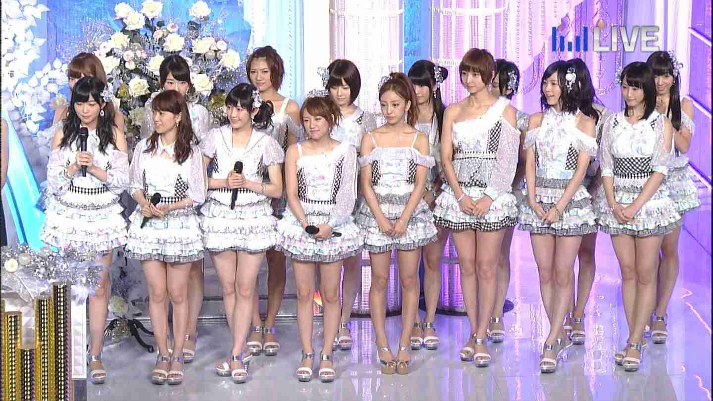 板野友美、デビュー10周年で「殻破れた」　神コレで秋の装い
