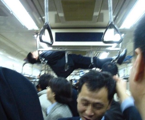 データフォルダ他人に見せれますか？