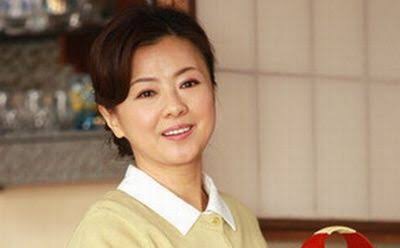 【画像】おばちゃん役が似合う女優さんが集まるトピ