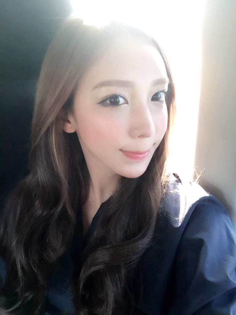 ざわちん、新作の「水原希子物まねメイク」を公開
