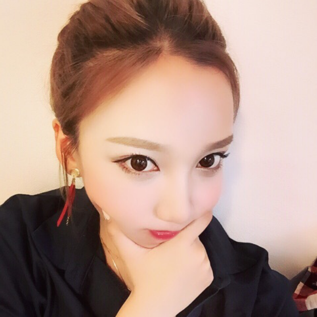 ざわちん、新作の「水原希子物まねメイク」を公開