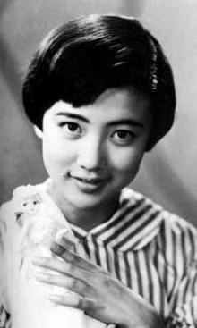 芸能人の昔の写真を見て、誰かわかったら＋を押すトピ
