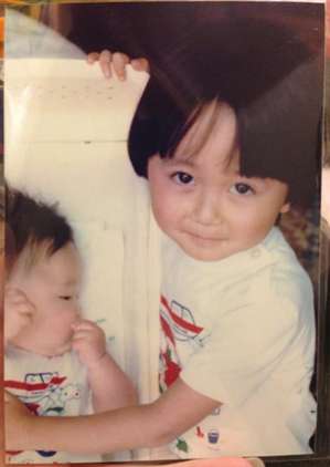 芸能人の昔の写真を見て、誰かわかったら＋を押すトピ